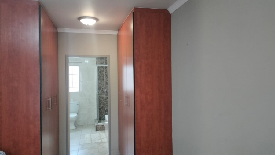 To Let 3 Bedroom Property for Rent in Waterval East North West